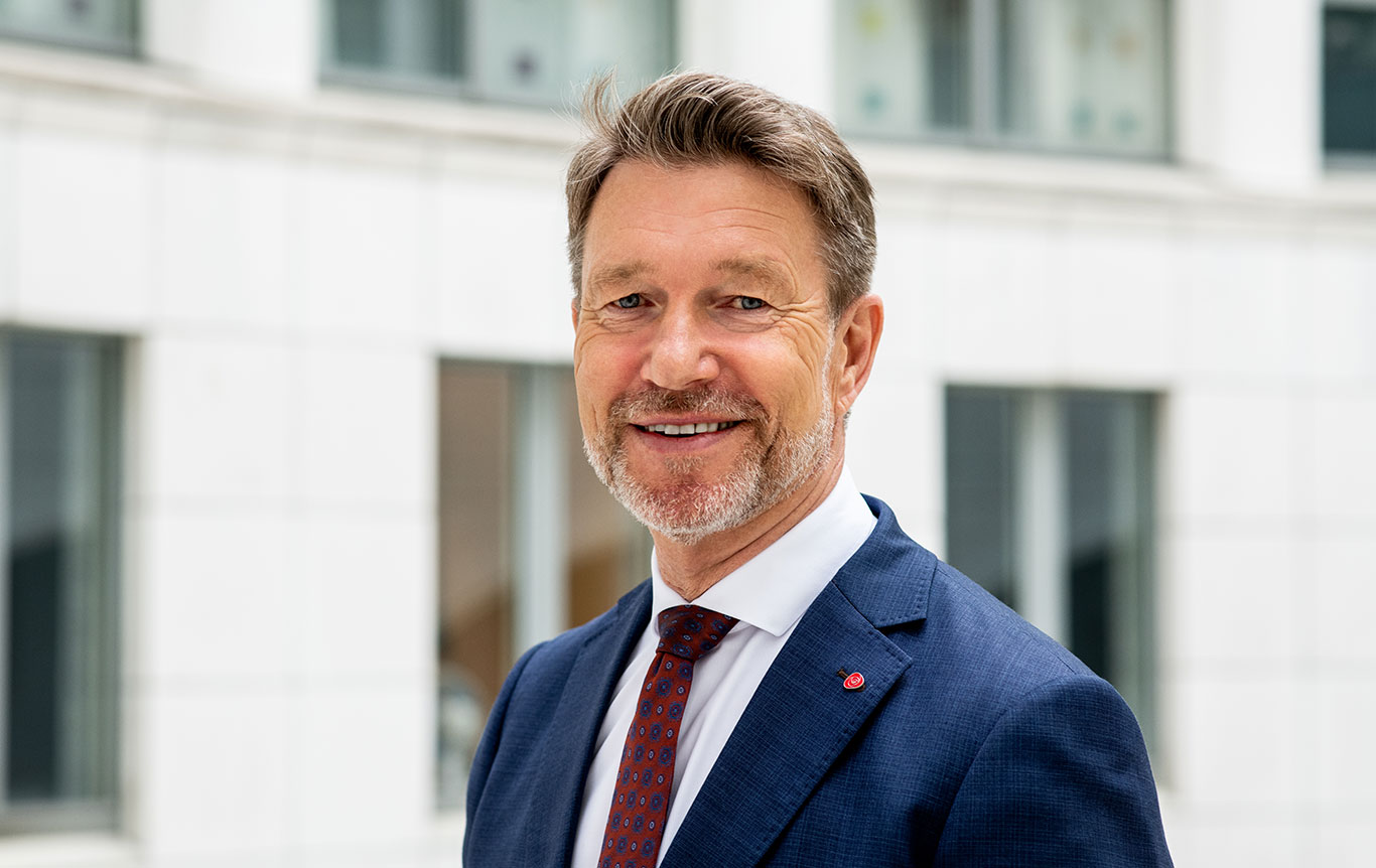 Foto av Olje- og energiminister Terje Aasland